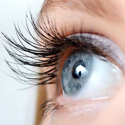 Fastidio oculare correlato alla congiuntivite allergica